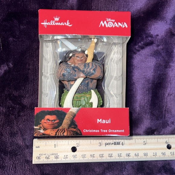 MAUI  Hallmark Collector’s Ornament/ Unopened!! - Picture 9 of 9